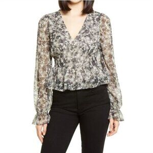 Vero Moda Black Gray Long Sleeve Floral Peplum Top Size Medium NWT